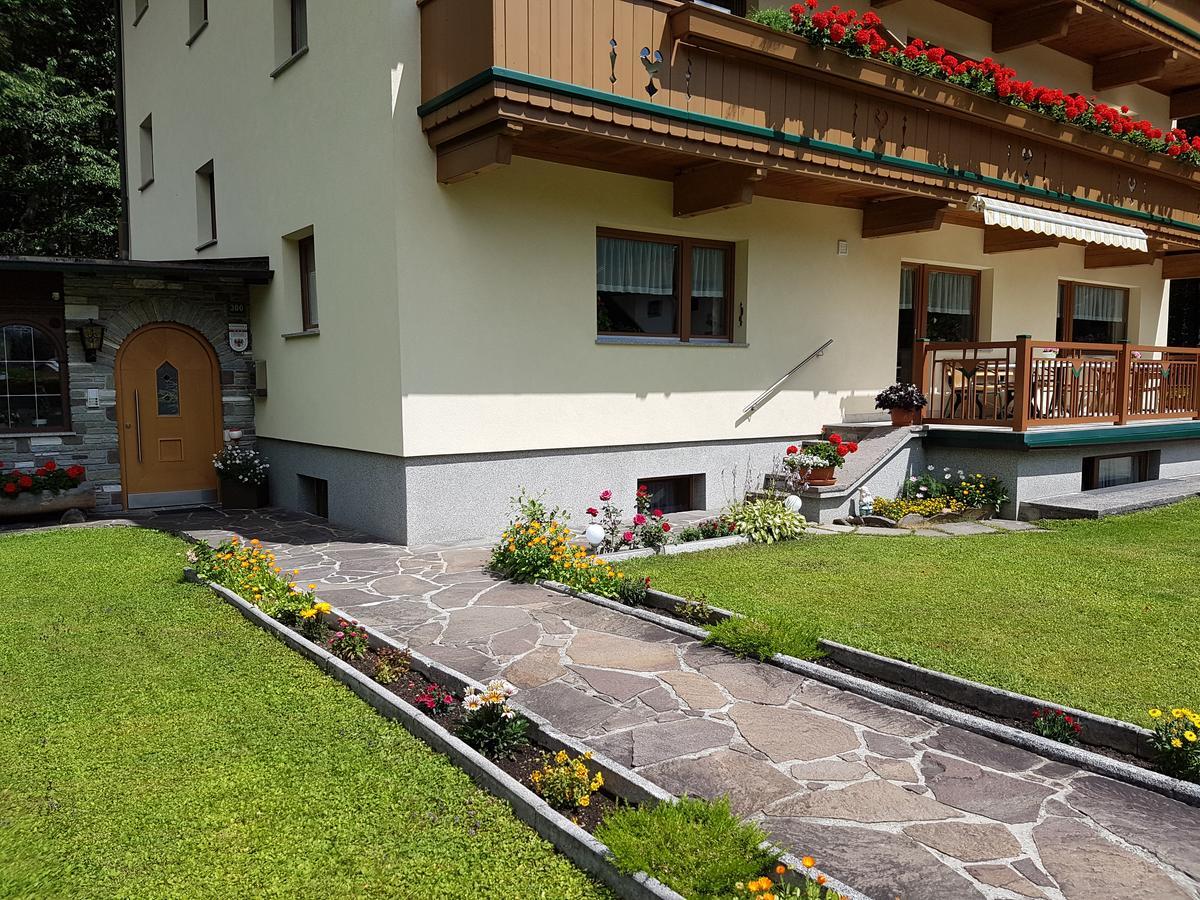 Haus Groeblacher Mayrhofen Luaran gambar